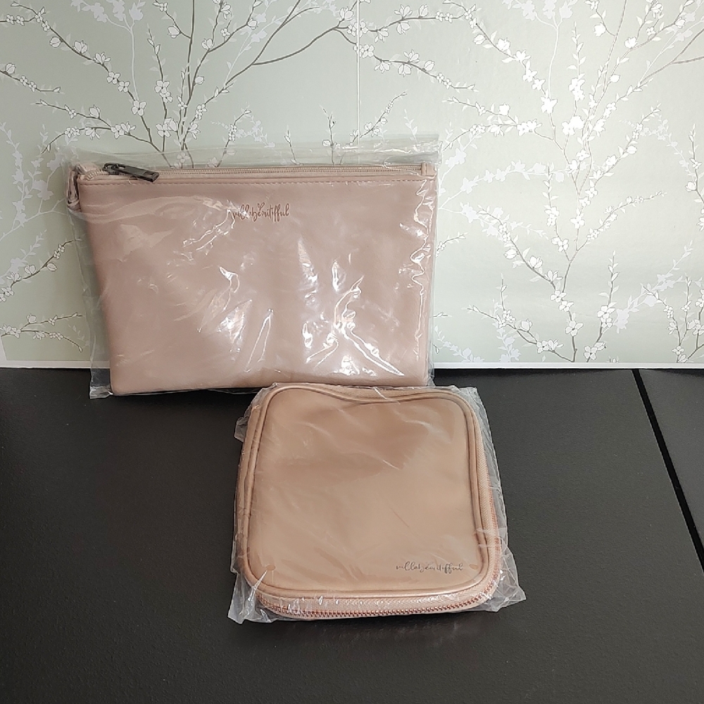 Villabeautifful Set Of Two Accessories Bags